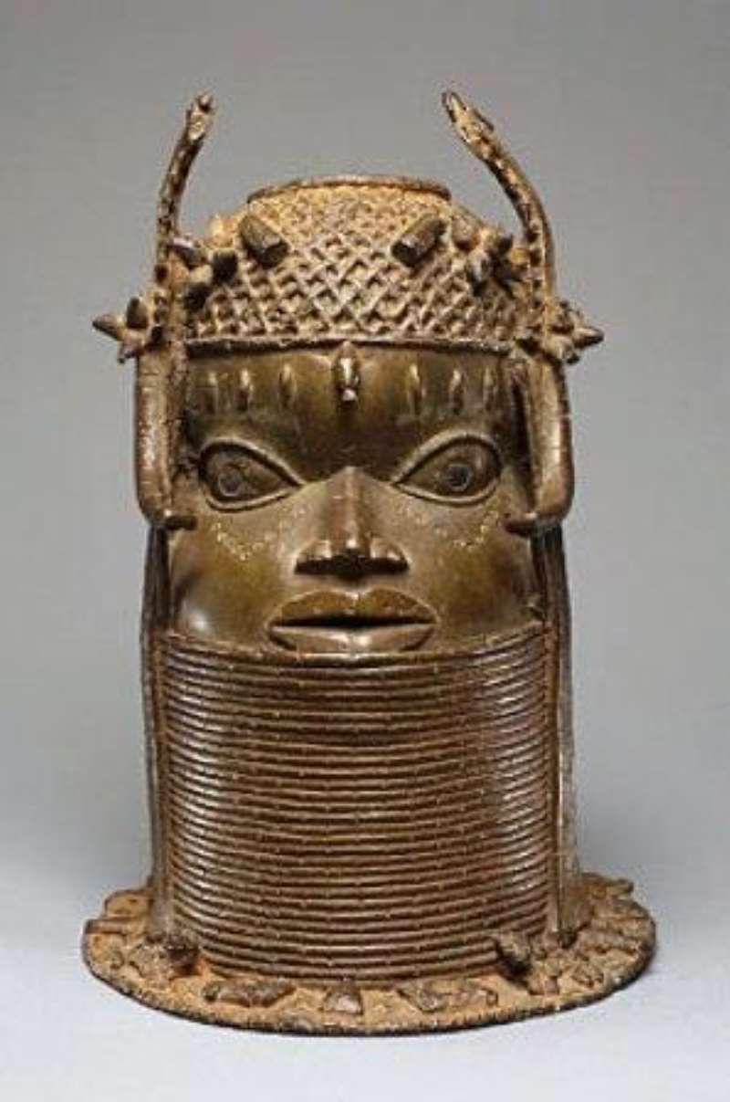Commemorative Head, Benin, Museum fr Vlkerkunde, Vienna, Austria.